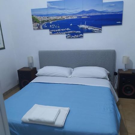 Monolocale Bed and Breakfast Nápoles Exterior foto