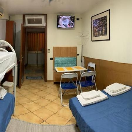 Monolocale Bed and Breakfast Nápoles Exterior foto